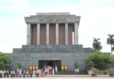 ÜBERSEE-TOUREN Makam Hồ Chí Minh, Hồ Chí Minh ගේ සොහොන් කොත 1_1_h_ch_minh_mausoleum