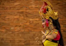 Culture & History BL-CH-LGN-M 4 garuda_wisnu_dance