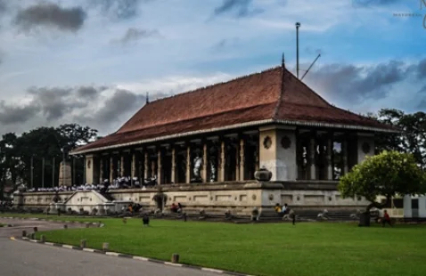 ЗАМОРСКИЕ ТУРЫ Gedung Persegi Kemerdekaan indonesiatravels_independencesquare