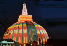 海外ツアー Kota Anuradapura indonesiatravels_maha_stupa_1